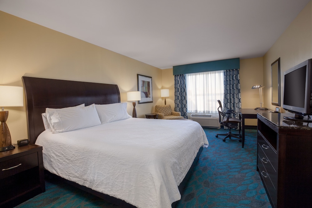 Hilton Garden Inn Fargo - photo 6