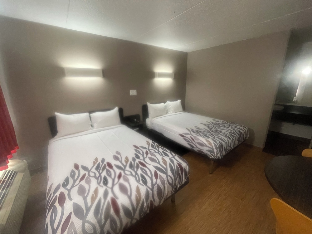 Motel 41 Evansville IN - photo 8