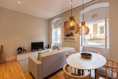 FLH Baixa Elegant Escape Flat I — 4-Star Luxury Hotel in Lisbon, Portugal