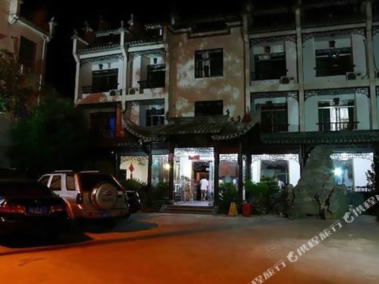Huayuan Hotel - last minute hotel in Laizhou