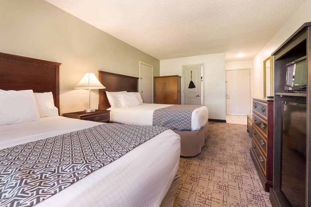 SureStay Hotel by Best Western Thomson - photo 18