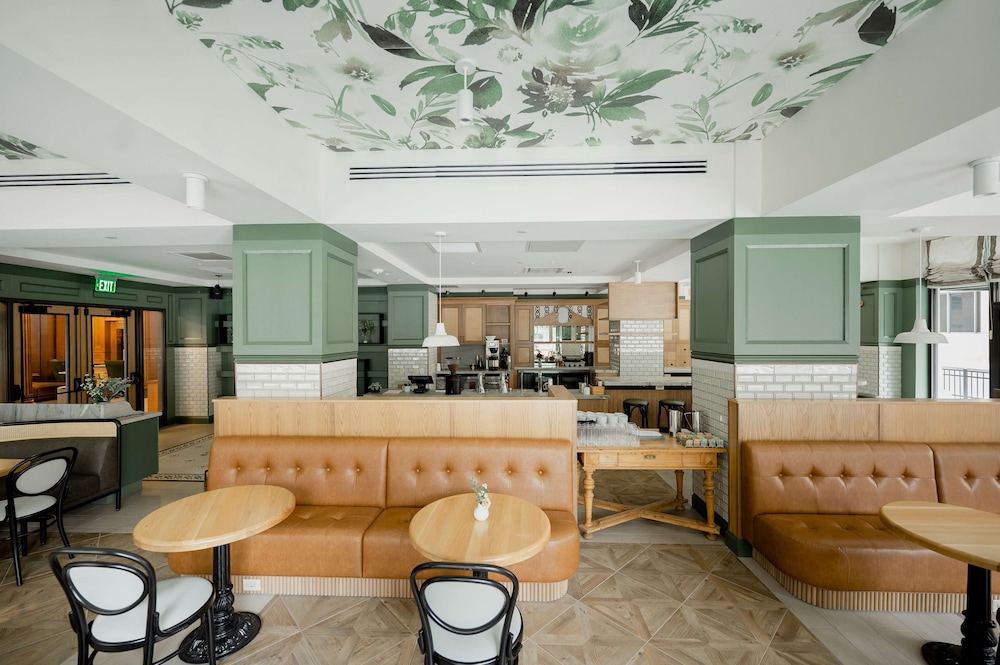 Hotel Fort Des Moines Curio Collection by Hilton - photo 89
