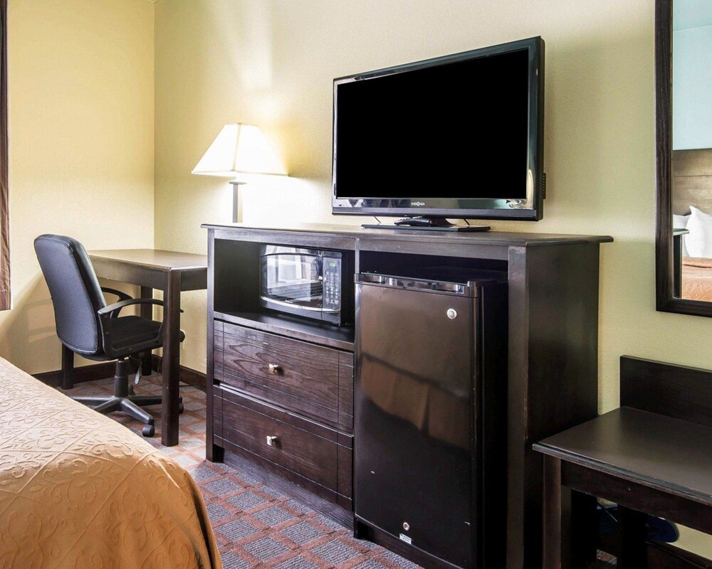 SureStay Plus Hotel by Best Western Blue Springs - photo 10