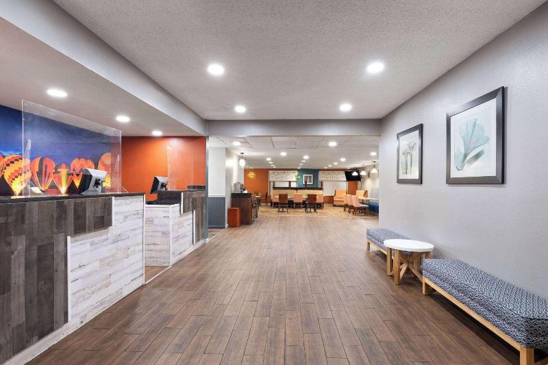 MainStay Suites Decatur River City - photo 16