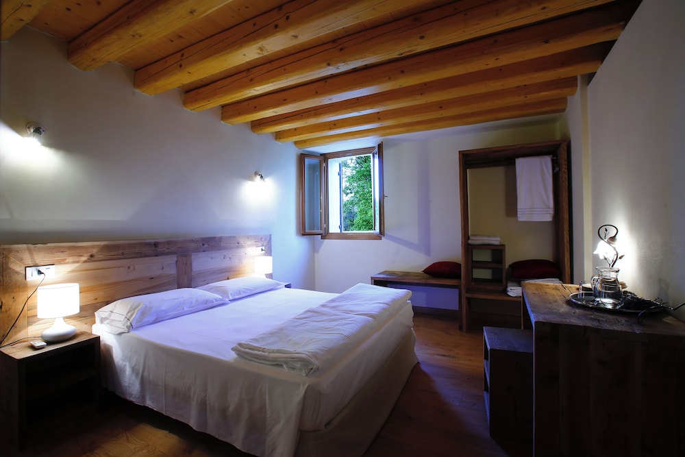 Asolo Norah’s Hill Agri Rooms pet-friendly hotel Monfumo