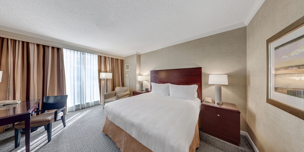 Renaissance Dallas North Hotel - photo 13
