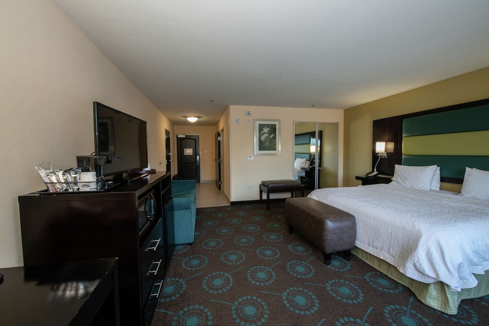 Hampton Inn & Suites Salt Lake City Farmington - photo 19