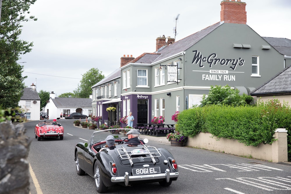 McGrorys - carbon neutral hotel in Muff