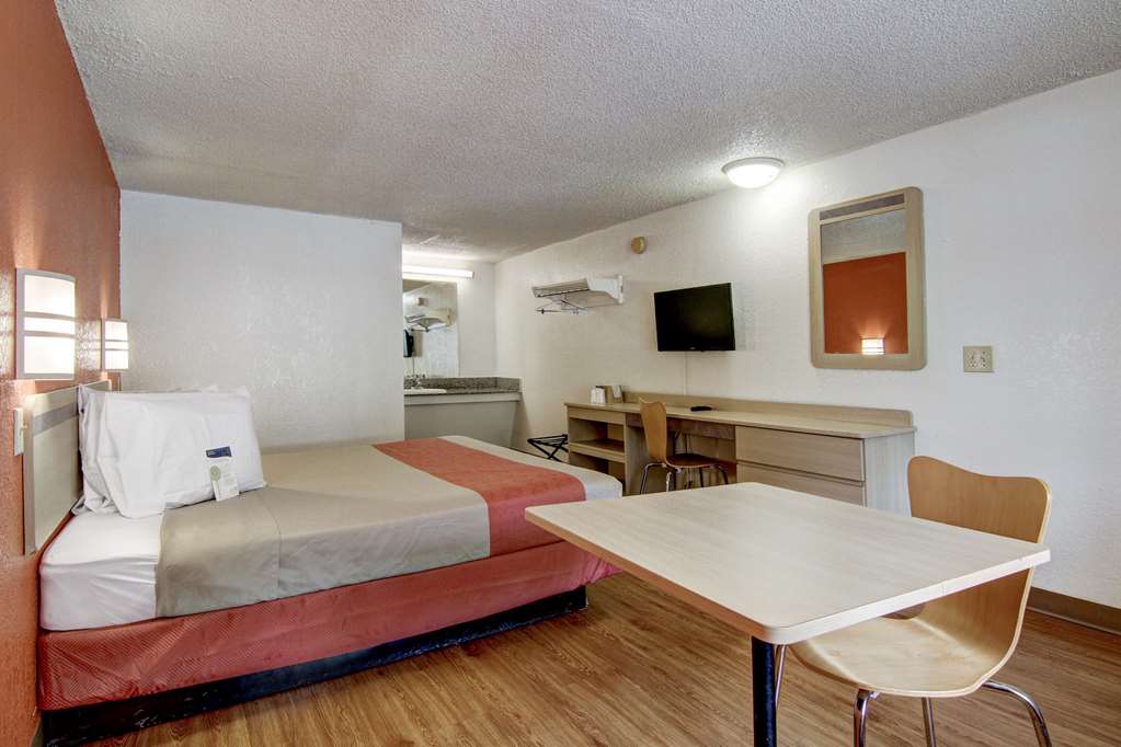 Motel 6 Union City GA Atlanta Airport - photo 19