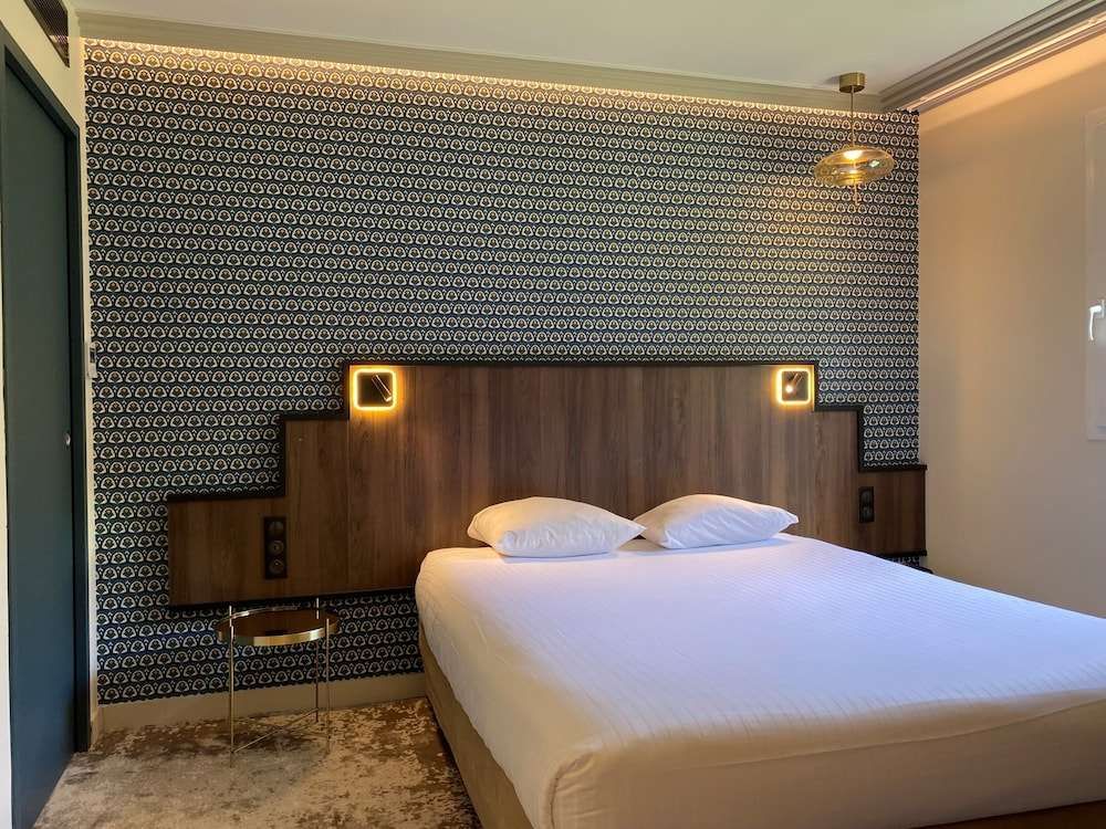 Hotel Lancelot Spa Domaine Du Roi Arthur — Ploermel