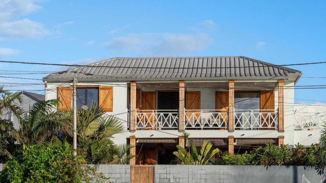 Le Rayon Bleu Sunset View in Saint-Pierre, Réunion