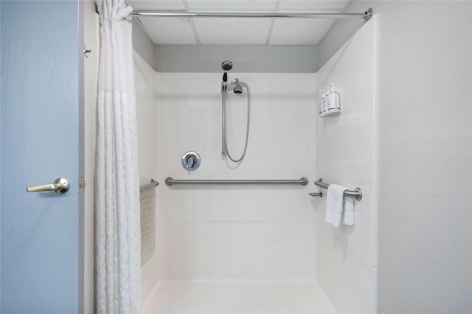 Baymont by Wyndham Marinette - photo 21