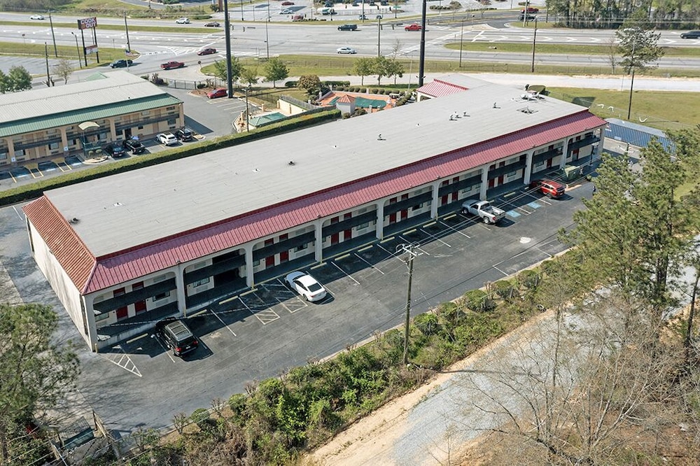 Regency Inn & Suites Macon - photo 20