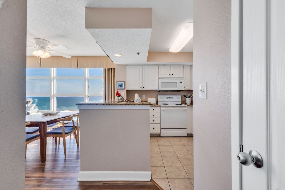 Carolinian Corner Gem Views — 4-Star Luxury Hotel in Myrtle Beach, United States