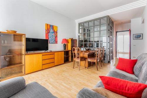 Milano Corso Sempione Principe Eugenio 3 Pax Wi Fi — 4-Star Luxury Hotel in Milan, Italy