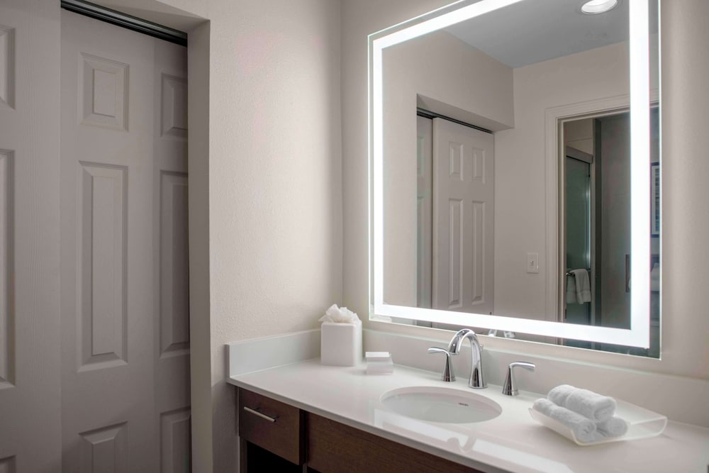 Homewood Suites by Hilton St Louis Galleria - photo 30