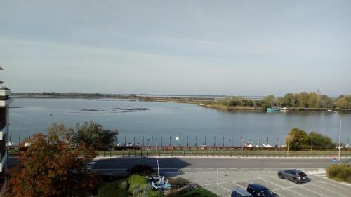 Appartamento Riva Foscolo — 4-Star Luxury Hotel in Grado, Italy