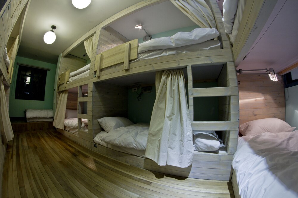 12:12 Hostels — Bogota — photo 4