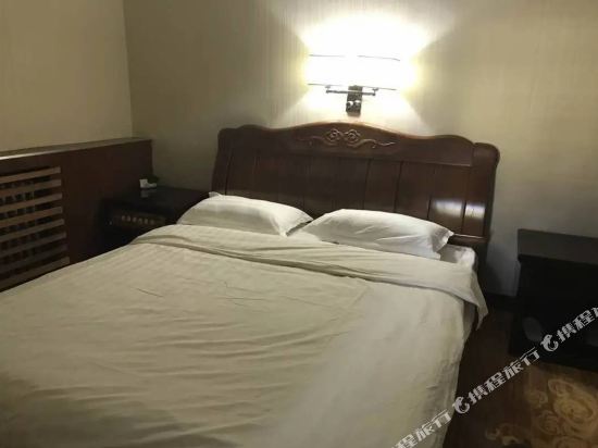 Dong Xu Yin Yuan Hotel — hotel in Fukang