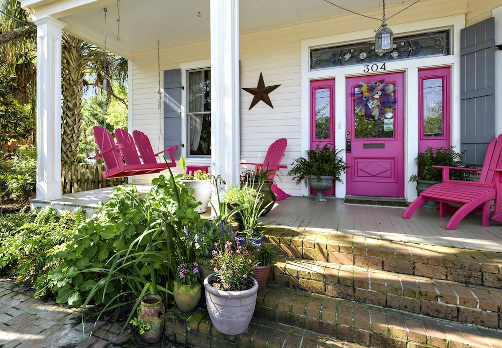 Carroll House Cottages - photo 22