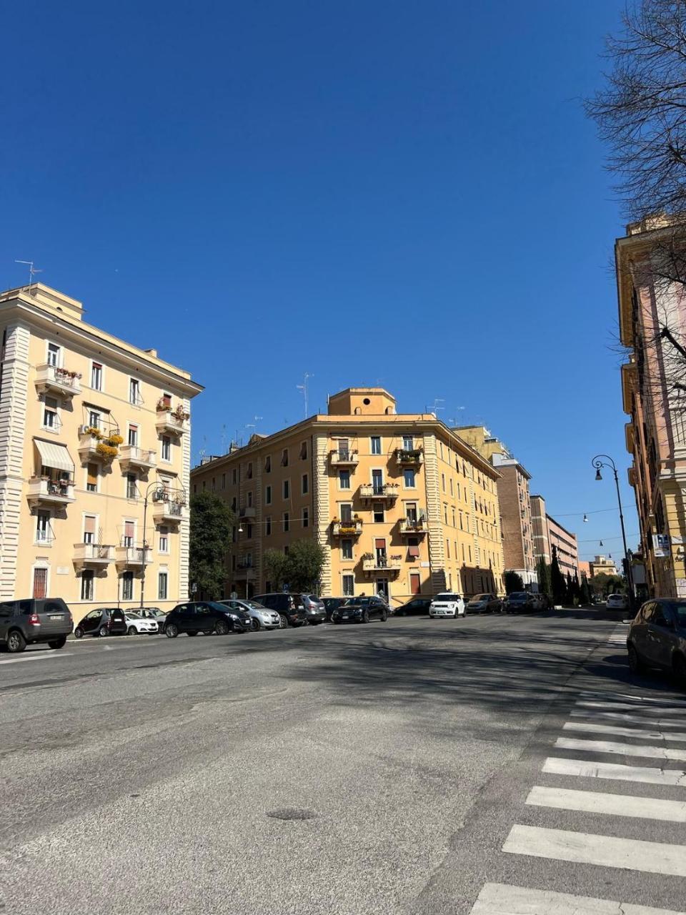 Luminosa E Accogliente Casa Centro Storico — 4-Star Luxury Hotel in Rome, Italy