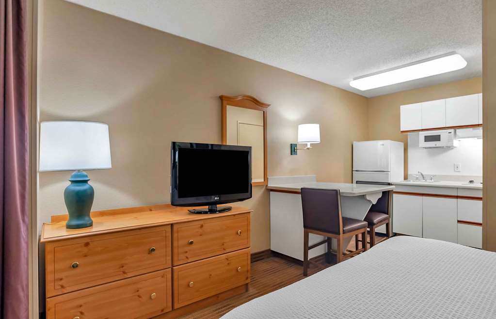Extended Stay America San Diego Sorrento Mesa - photo 13