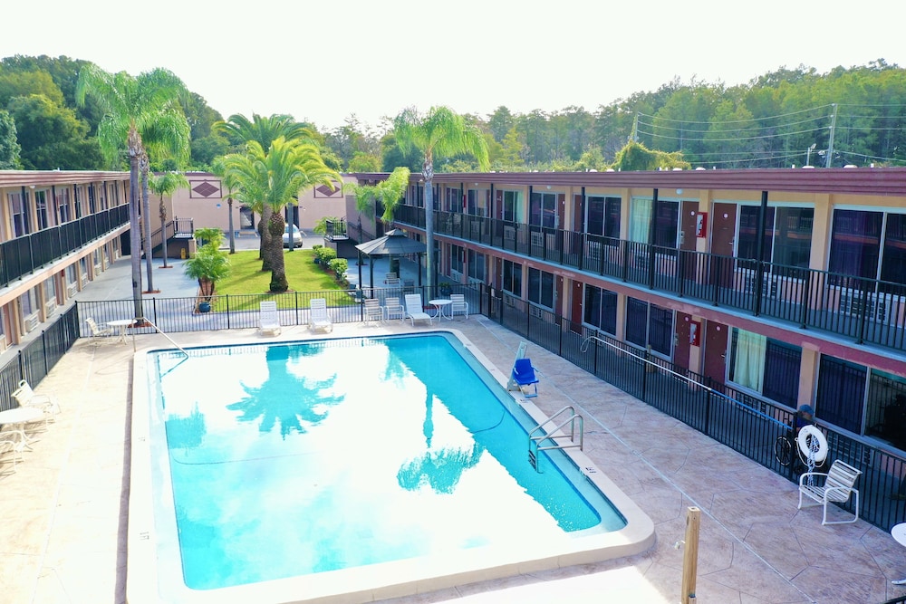 La Vista Inn - photo 31