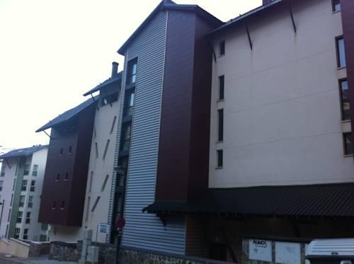Edificio Monte Oiz 2 - carbon neutral hotel in Granada