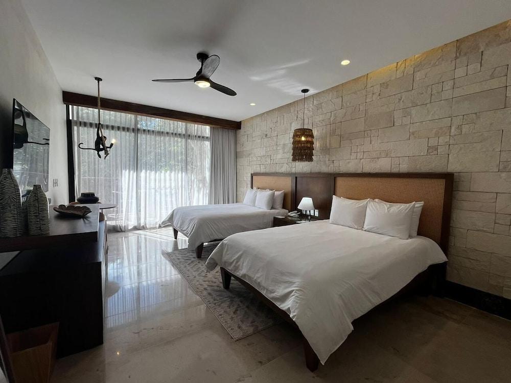 Hotel Mundo Maya Calakmul
