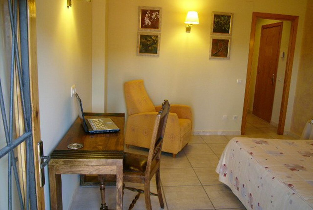 Agroturisme Cal Jeroni — Avinyonet Del Penedes — photo 5
