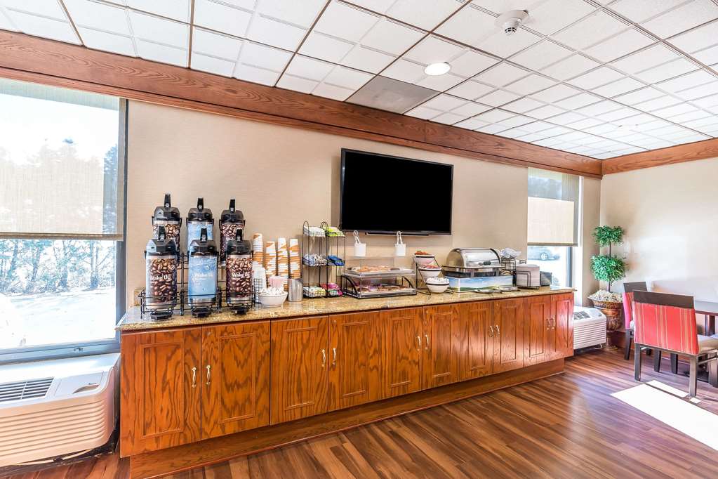 Comfort Inn Shady Grove Gaithersburg Rockville - photo 18