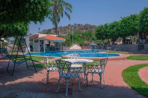 Hotel Juliantla — Unknown City — photo 3