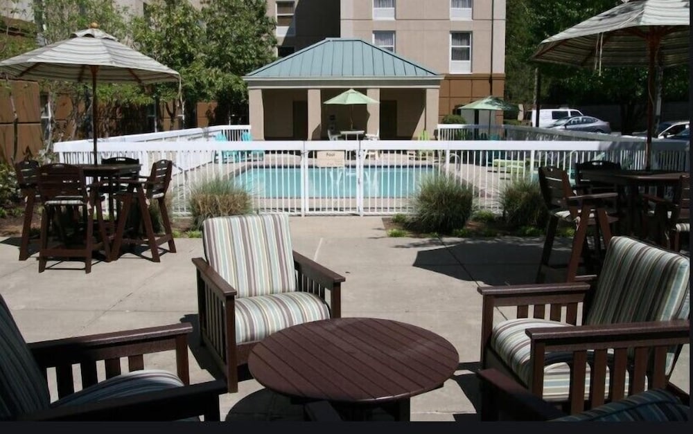 Hampton Inn By Hilton Memphis Southwind - photo 33