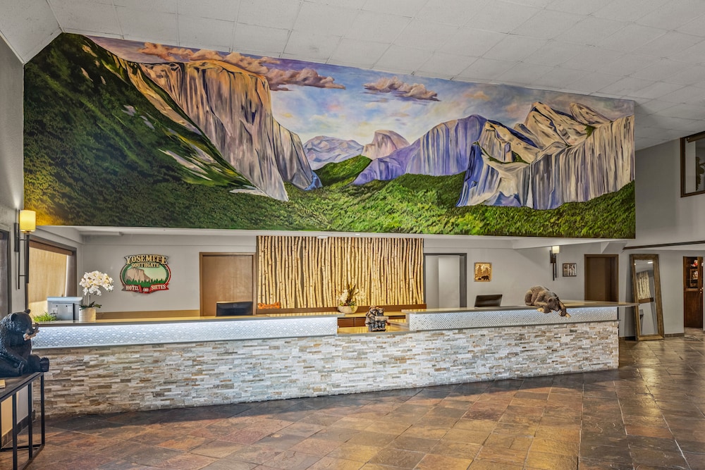 Yosemite Southgate Hotel & Suites - photo 2