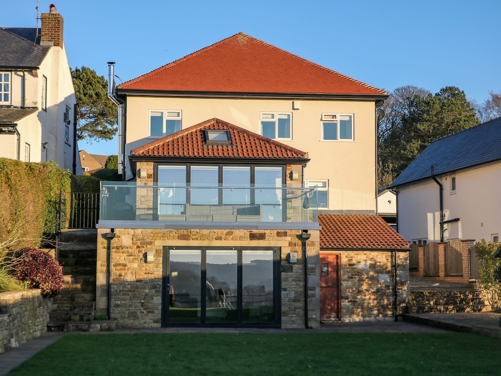 Glenhurst - carbon neutral hotel in Dronfield