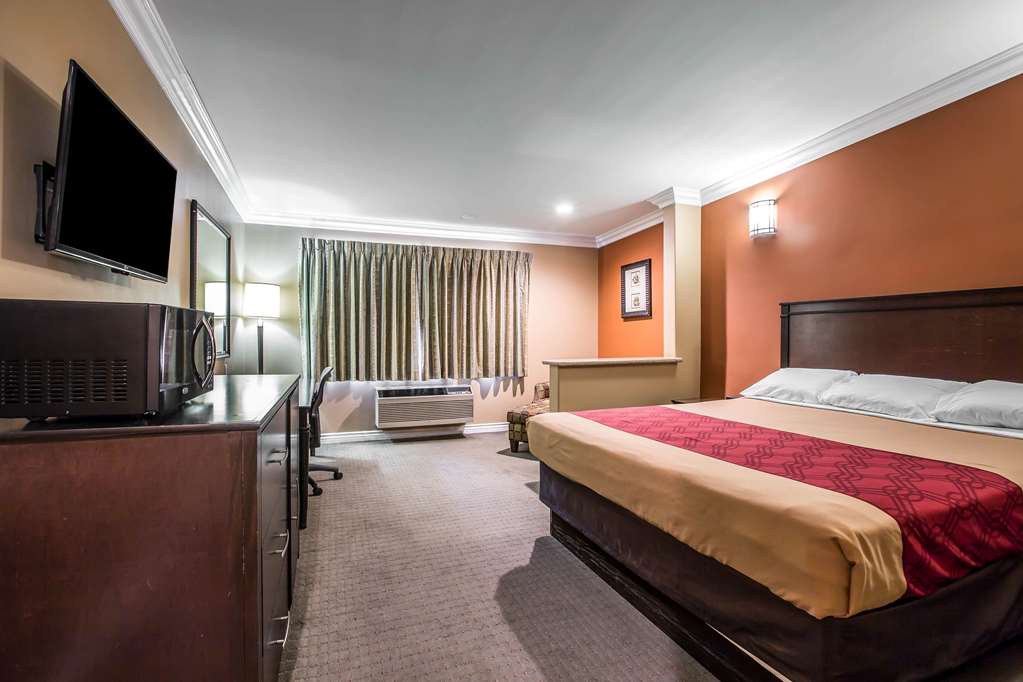 Baymont by Wyndham Ontario - photo 6