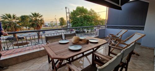 Slanchev Apartment — 4-Star Luxury Hotel in Paralia Ofryniou, Greece