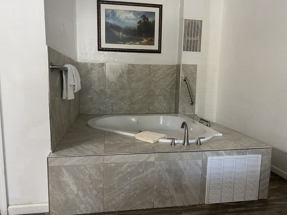 Big Pines Mountain House - photo 43