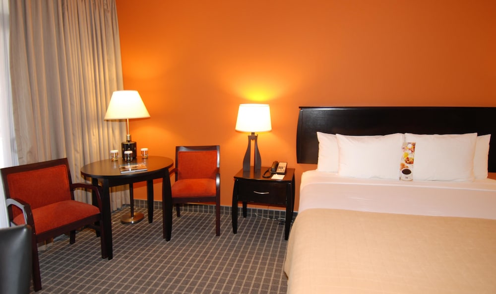Oakland Airport Executive Hotel - photo 13