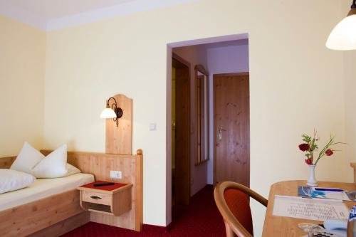 Hotel Zur Post — hotel in Bad Abbach