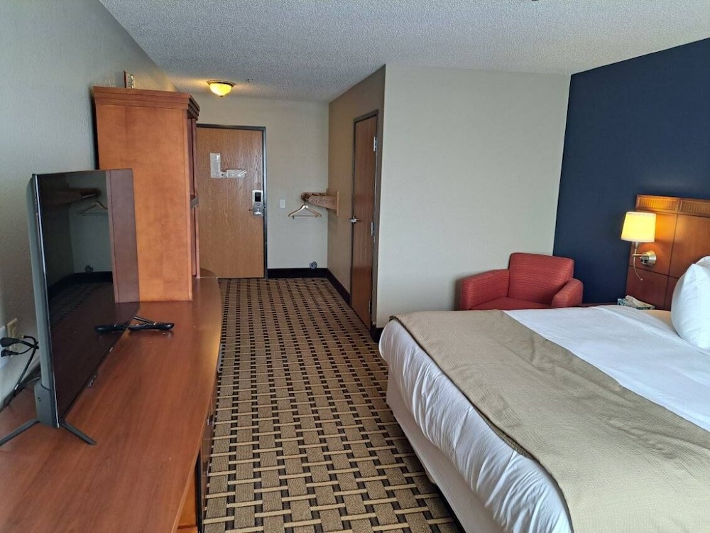 Crossroads Hotel - photo 12