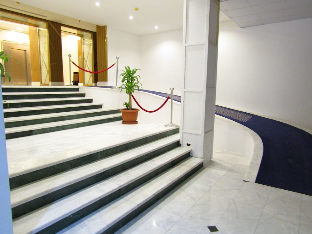 Al Mutlaq Hotel — Riyadh — photo 3