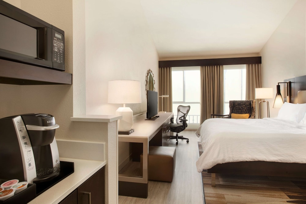 Hilton Garden Inn Cupertino - photo 12