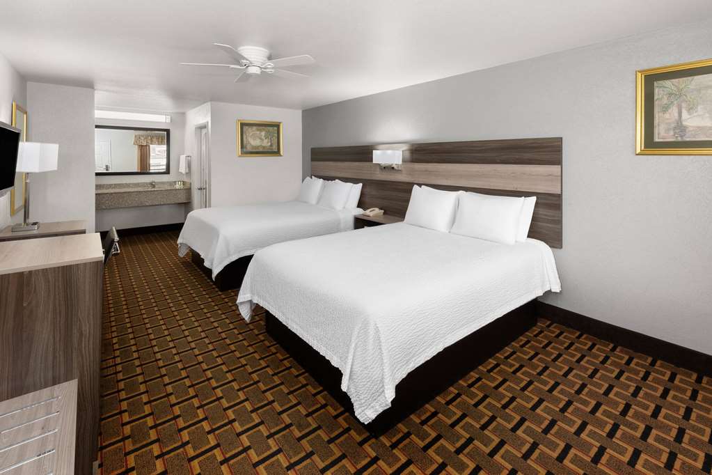 Ramada Limited San Angelo - photo 36