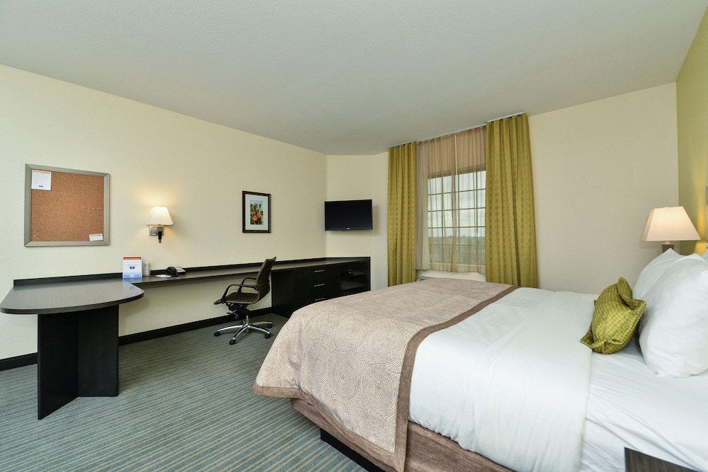 Candlewood Suites Monahans an IHG Hotel - photo 4