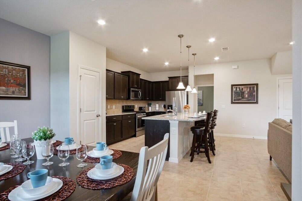 Spacious 5Bd Pool Hm w Spa Wifi solterra Resort - photo 12