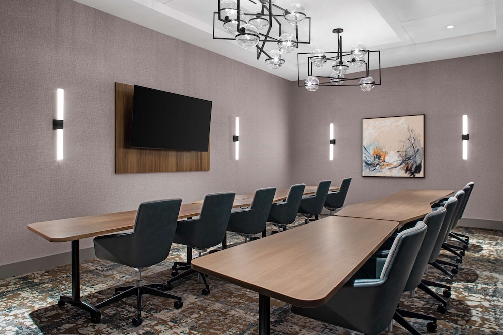 Hilton Garden Inn Camden Waterfront Philadelphia - photo 46