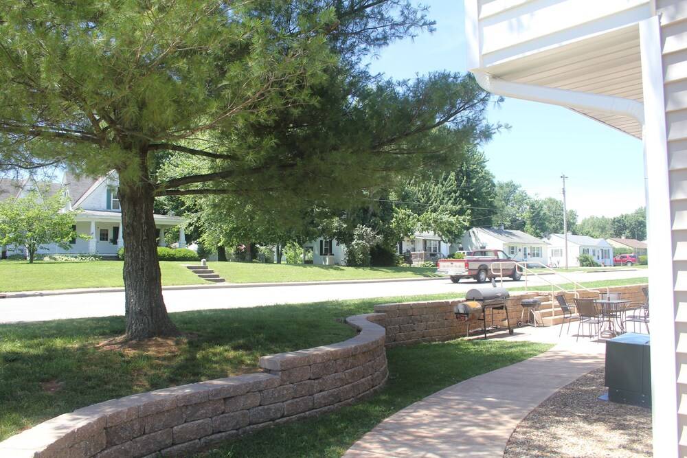 Green Acres Hotel - photo 53