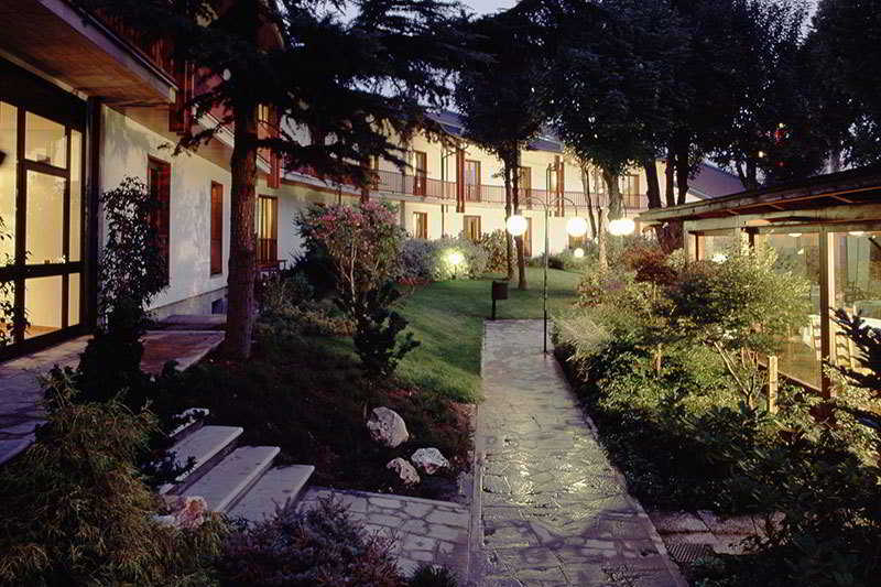 Hotel Granbaita — hotel in Savigliano