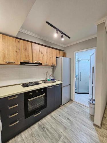 MaRKoS Sololaki Flat